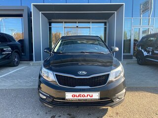 2016 Kia Rio III Рестайлинг, чёрный, 990000 рублей, вид 2