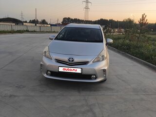 2013 Toyota Prius Alpha I (ZVW40/41), серый, 1260000 рублей, вид 2
