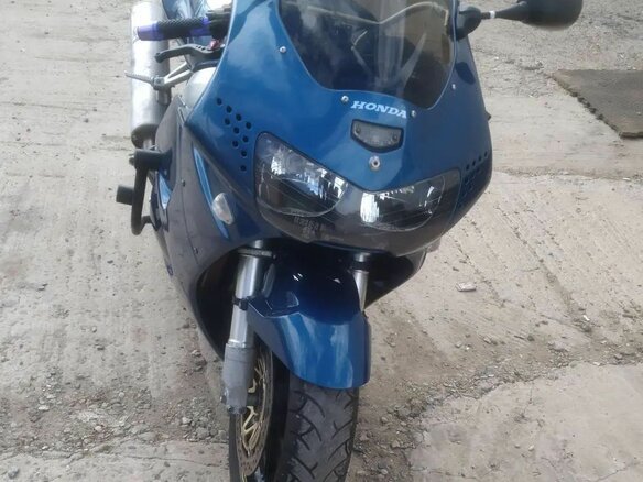 1998 Honda CBR 900RR Fireblade, синий, 350000 рублей