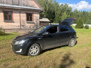 2012 Kia Rio 5-speed III, чёрный, 720000 рублей, вид 4