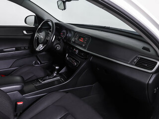2019 Kia Optima IV Рестайлинг, белый, 1390000 рублей, вид 2