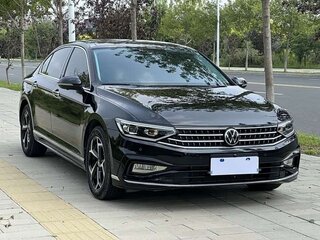 2023 Volkswagen Magotan B8 Рестайлинг, чёрный, 2000000 рублей, вид 3