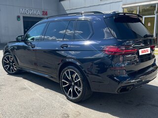 2021 BMW X7 40d I (G07), чёрный, 11500000 рублей, вид 3
