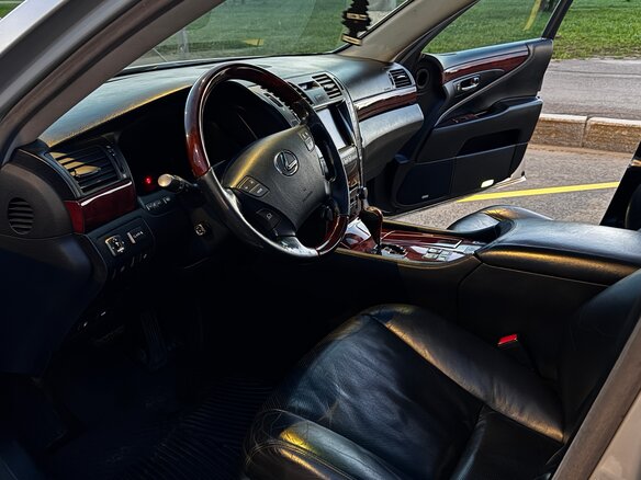 2007 Lexus LS Long 460 L IV, серебристый, 900000 рублей - вид 34