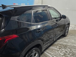 2020 Kia Seltos I, чёрный, 1690000 рублей, вид 4