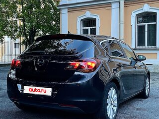 2011 Opel Astra J, чёрный, 730000 рублей, вид 4