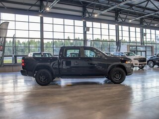 2025 Ram 1500 Crew Cab V Рестайлинг, чёрный, 8590000 рублей, вид 4
