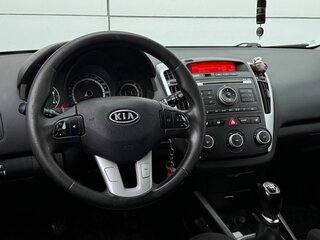 2010 Kia Ceed I Рестайлинг, серебристый, 590000 рублей, вид 5
