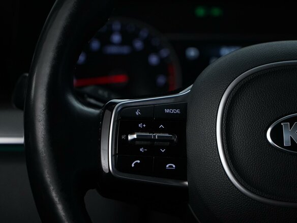 2020 Kia Sorento IV, чёрный, 3217041 рублей - вид 25