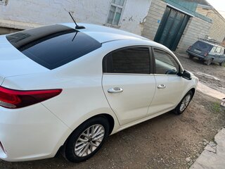 2017 Kia Rio IV, белый, 1250000 рублей, вид 3