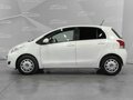 2010 Toyota Vitz II (XP90), белый, 650000 рублей - вид 1
