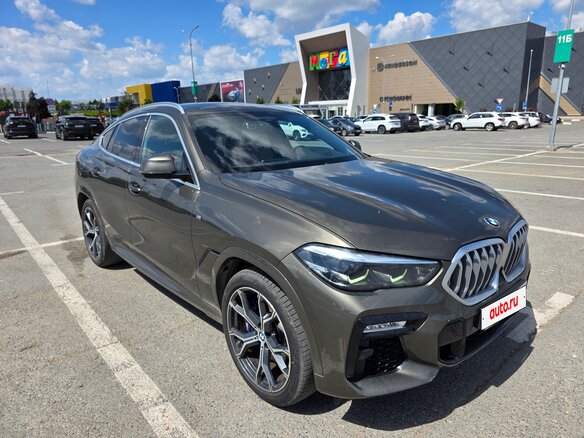 2020 BMW X6 30d III (G06), зелёный, 7980000 рублей - вид 3