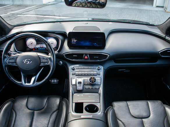 2020 Hyundai Santa Fe IV Рестайлинг, чёрный, 3558000 рублей - вид 19