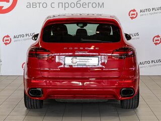 2015 Porsche Cayenne II Рестайлинг (958), красный, 3299000 рублей, вид 4