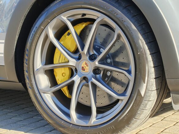 2026 Porsche Cayenne Turbo GT Coupé III Рестайлинг, серый, 36780000 рублей - вид 7