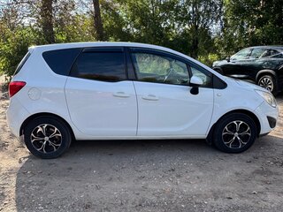 2012 Opel Meriva B, белый, 415000 рублей, вид 4