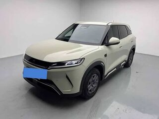2024 BYD Yuan Up 45.12 kWh, бежевый, 1670202 рублей, вид 1