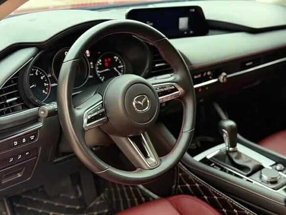 2023 Mazda 3 Axela IV (BP), пурпурный, 1890000 рублей - вид 13