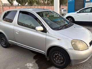 2000 Toyota Vitz I (P10), серый, 240000 рублей, вид 2