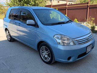2003 Toyota Raum II, голубой, 590000 рублей, вид 1