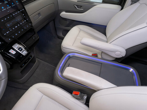 2024 Hyundai Staria I, чёрный, 7970000 рублей - вид 26