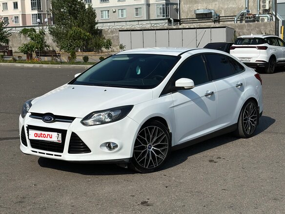 2013 Ford Focus III, белый, 950000 рублей
