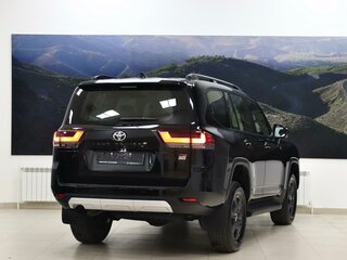 2026 Toyota Land Cruiser 300 Series, чёрный, 14600000 рублей, вид 4