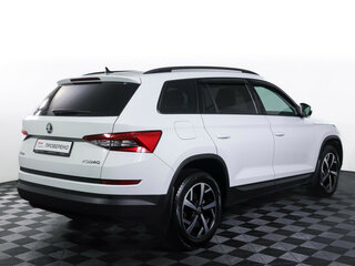 2018 Skoda Kodiaq I, белый, 1657000 рублей, вид 5