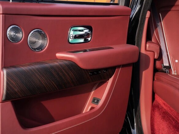 2021 Rolls-Royce Cullinan I (Series I), чёрный, 38000000 рублей - вид 15