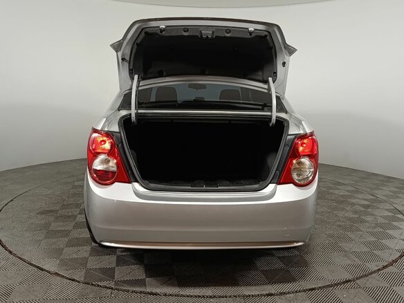 2012 Chevrolet Aveo II, серебристый, 570000 рублей - вид 16