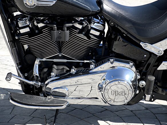 2024 Harley-Davidson Fat Boy, чёрный, 2350000 рублей - вид 13