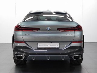 2026 BMW X6 40i III (G06) Рестайлинг, серый, 15600000 рублей, вид 4