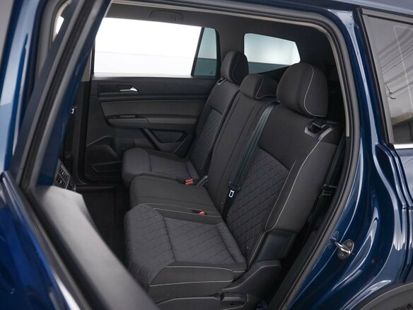 2023 Volkswagen Teramont I Рестайлинг, синий, 3599046 рублей - вид 8