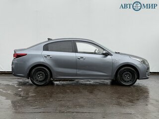 2017 Kia Rio IV, серый, 1075000 рублей, вид 4