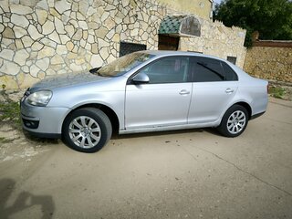 2007 Volkswagen Jetta V, серебристый, 410000 рублей, вид 5