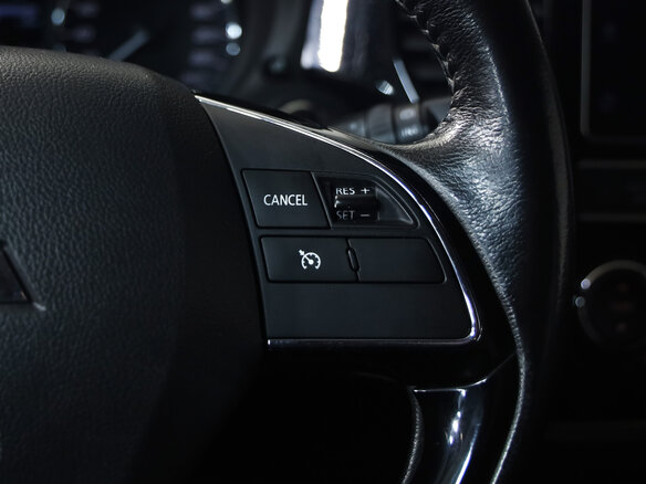 2019 Mitsubishi Outlander III Рестайлинг 3, чёрный, 1969000 рублей - вид 11