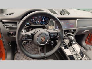 2024 Porsche Macan I Рестайлинг 2, оранжевый, 11350000 рублей, вид 5