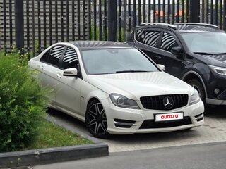 2012 Mercedes-Benz C-Класс 200 III (W204) Рестайлинг, белый, 1400000 рублей, вид 1