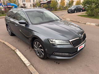 2020 Skoda Superb III Рестайлинг, серый, 2650000 рублей, вид 2