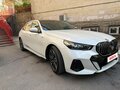 2024 BMW 5 серии Long 530Li xDrive VIII (G60/G61/G68), белый, 9000000 рублей - вид 2