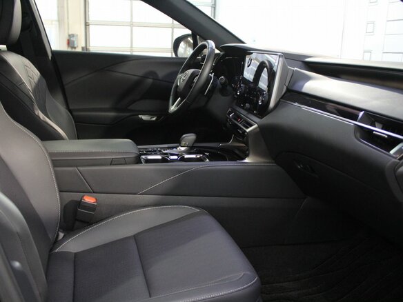 2025 Lexus RX 300 V, чёрный, 7150000 рублей - вид 28