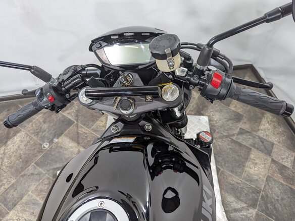 2020 Suzuki SV 650, серый, 549000 рублей - вид 8