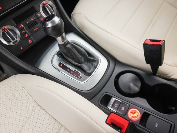 2013 Audi Q3 I (8U), белый, 1606444 рублей - вид 13