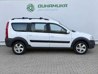 2018 Lada (ВАЗ) Largus Cross I, белый, 910000 рублей, вид 4