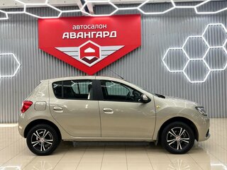 2016 Renault Sandero II, бежевый, 775000 рублей, вид 4