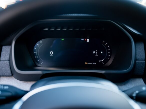 2026 Volvo XC90 B5 II Рестайлинг 2, чёрный, 10100000 рублей - вид 23