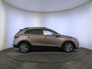 2021 Kia Rio X IV Рестайлинг, коричневый, 1735000 рублей, вид 4