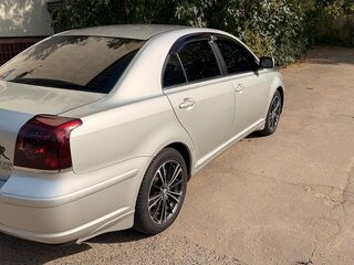 2004 Toyota Avensis II, серебристый, 750000 рублей, вид 4