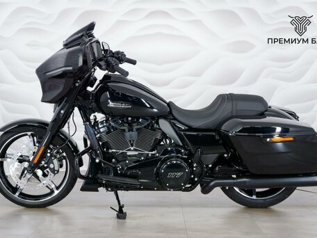 2024 Harley-Davidson Street Glide, чёрный, 2999000 рублей, вид 2