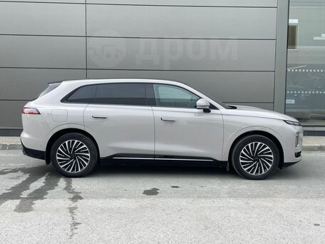 2025 Exeed Exlantix ET, серебристый, 5300000 рублей, вид 5